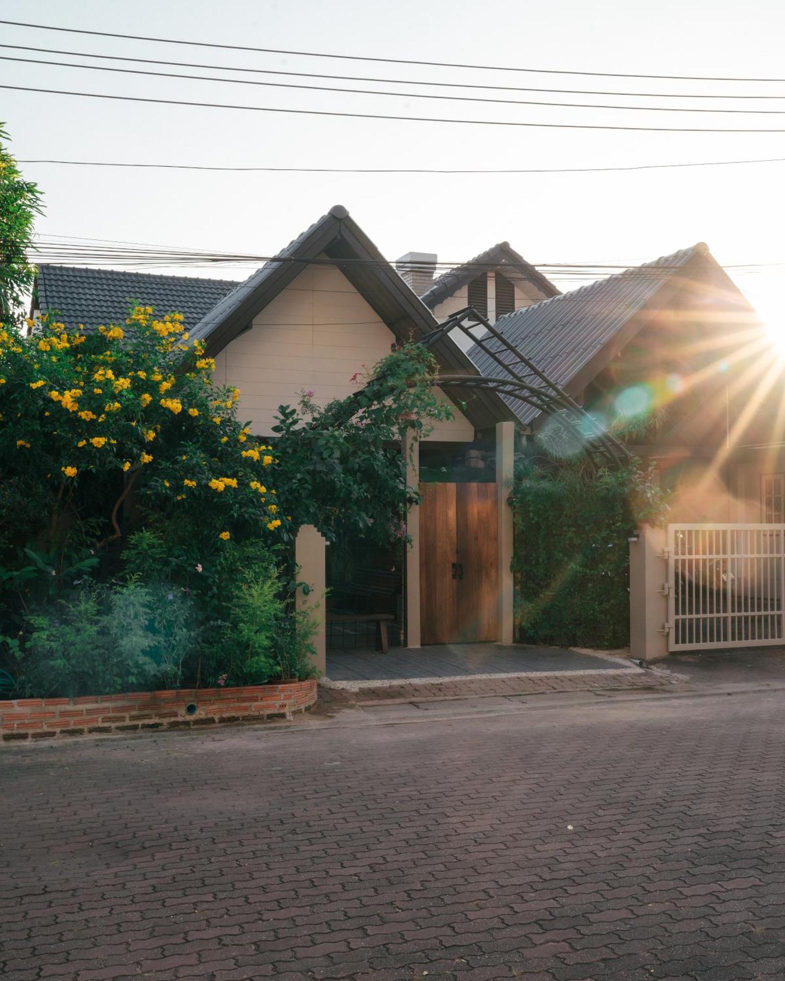 The Breeze At Nimman Villa Chiang Mai